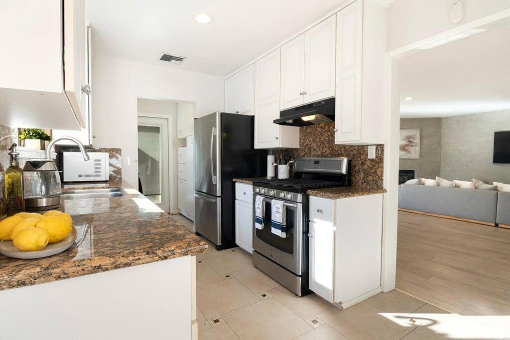 Large Home With Pool + Jacuzzi Los Angeles Luaran gambar