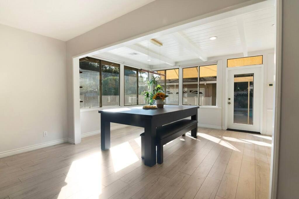 Large Home With Pool + Jacuzzi Los Angeles Luaran gambar