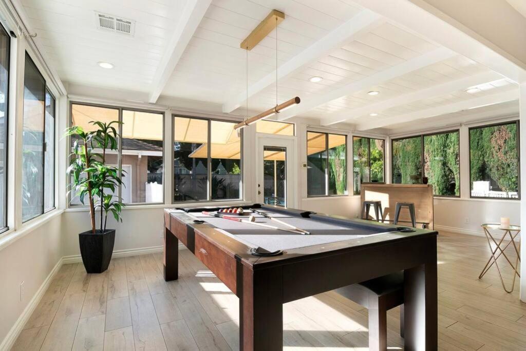 Large Home With Pool + Jacuzzi Los Angeles Luaran gambar
