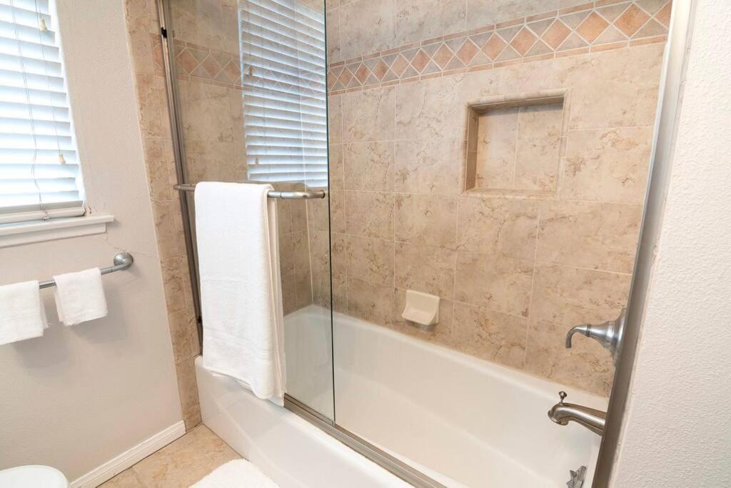 Large Home With Pool + Jacuzzi Los Angeles Luaran gambar